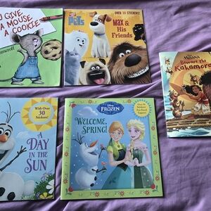 Disney Frozen Sticker Book - Spring Adventure